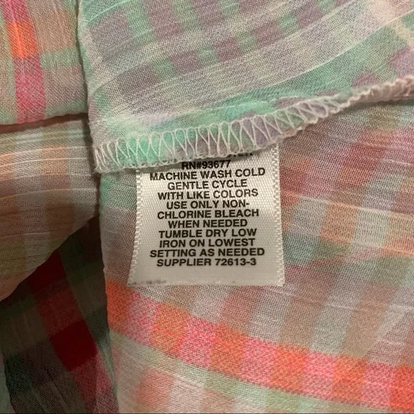 Belle sky sleeveless blouse size medium - Picture 2 of 6